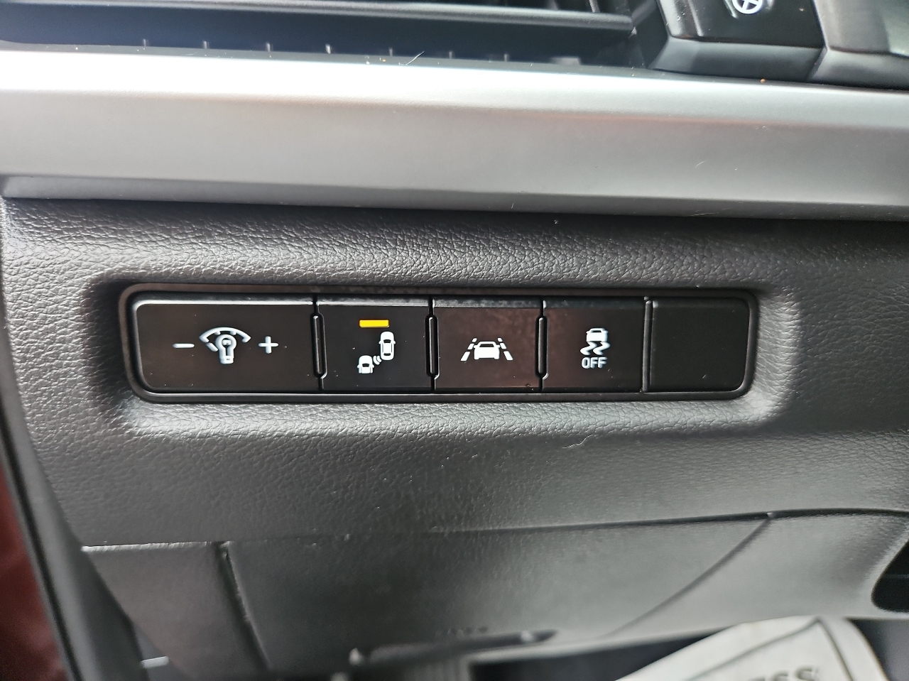 2020 Kia Telluride S photo 28
