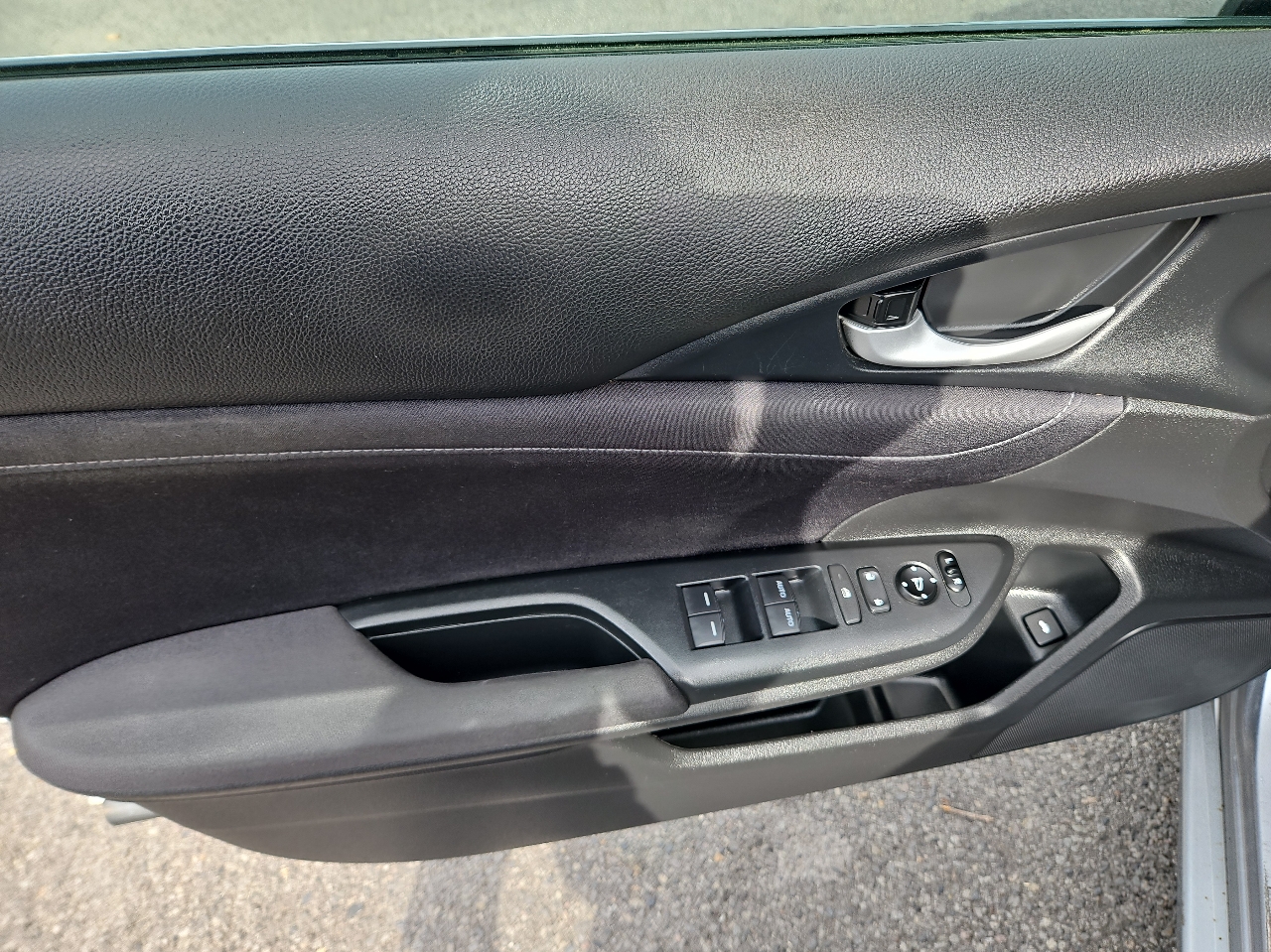 2019 Honda Insight LX photo 13