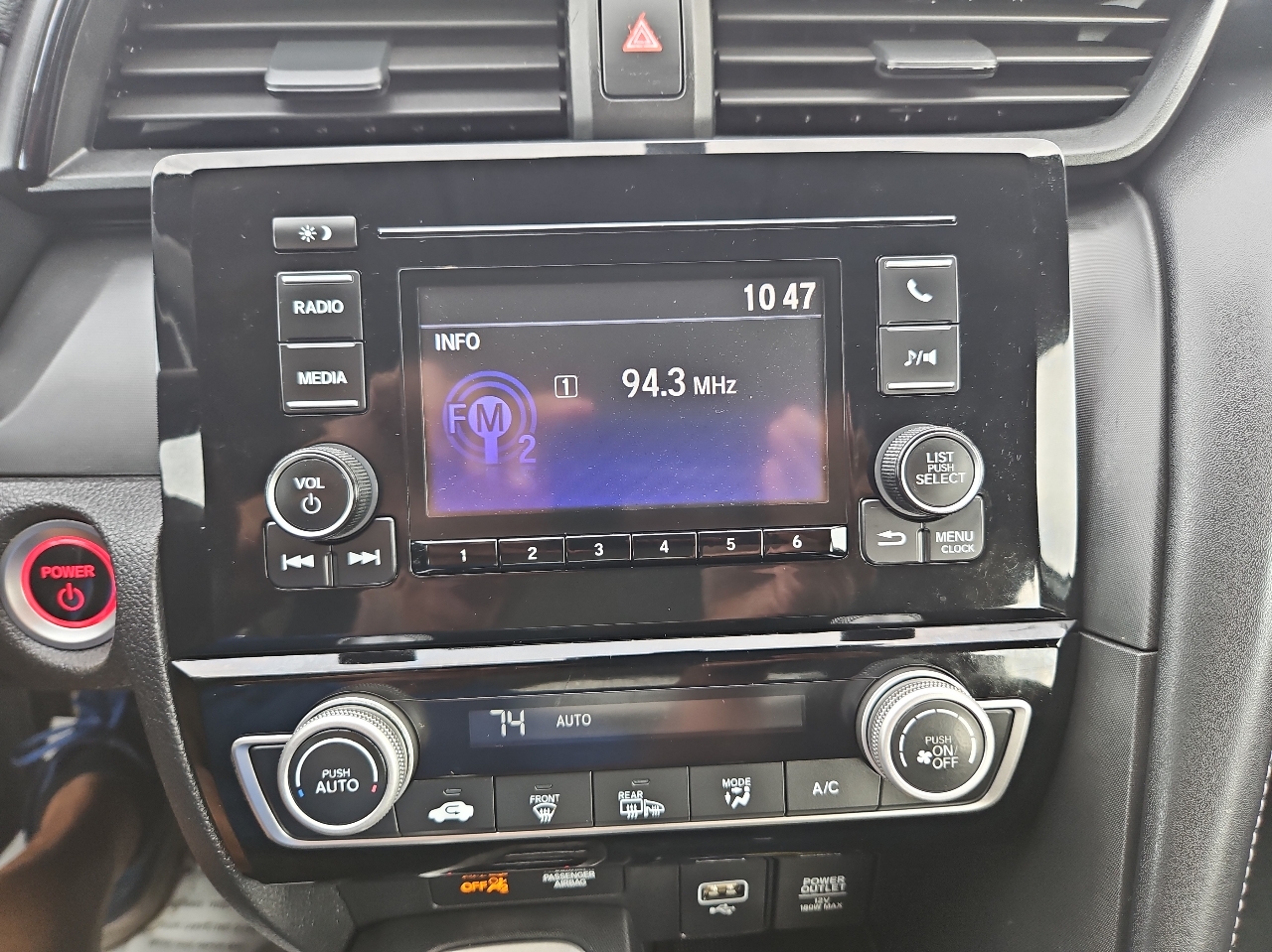 2019 Honda Insight LX photo 26