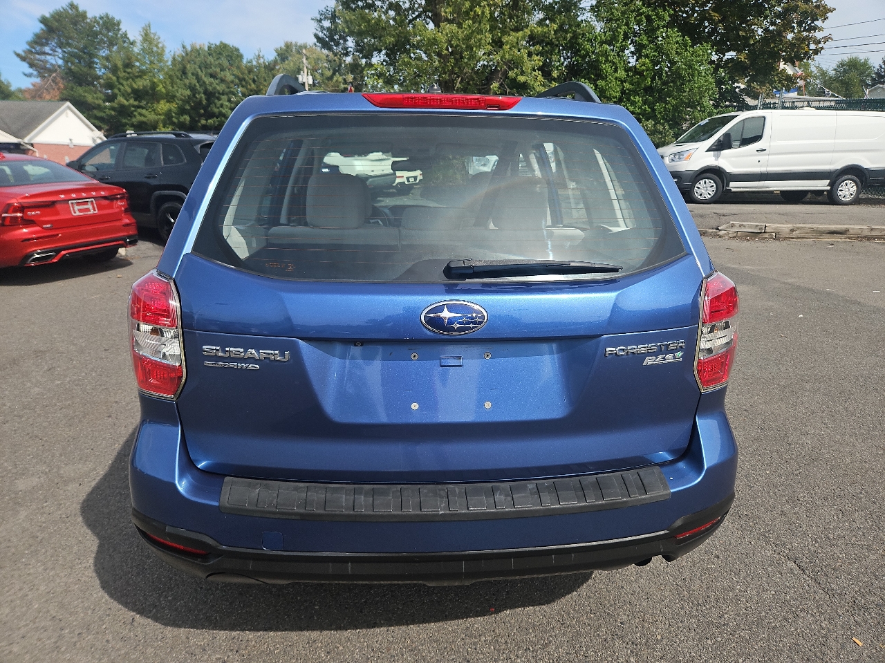 2015 Subaru Forester 2.5i photo 2