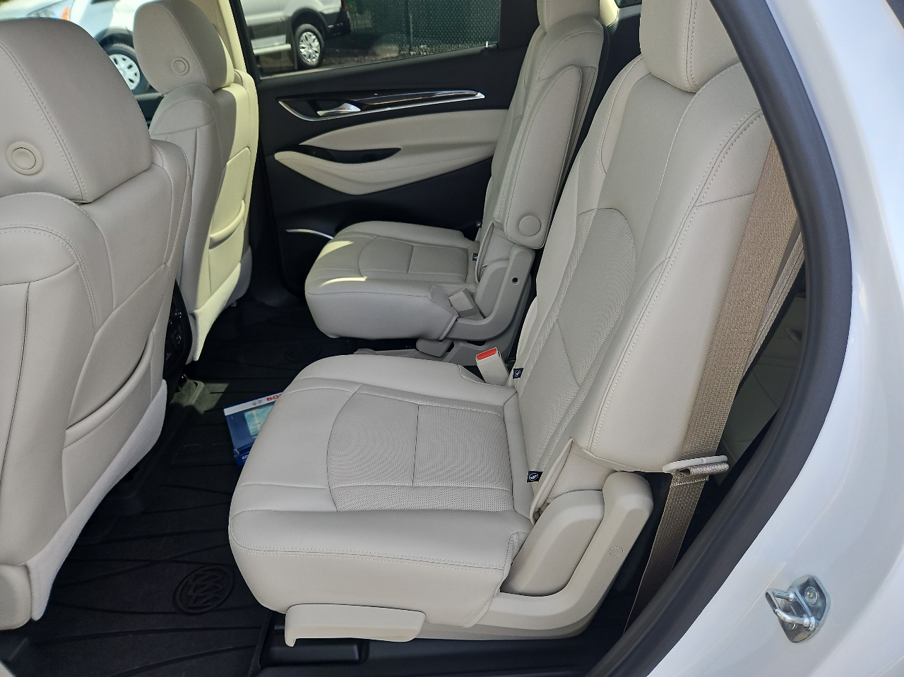 2022 Buick Enclave Premium photo 21