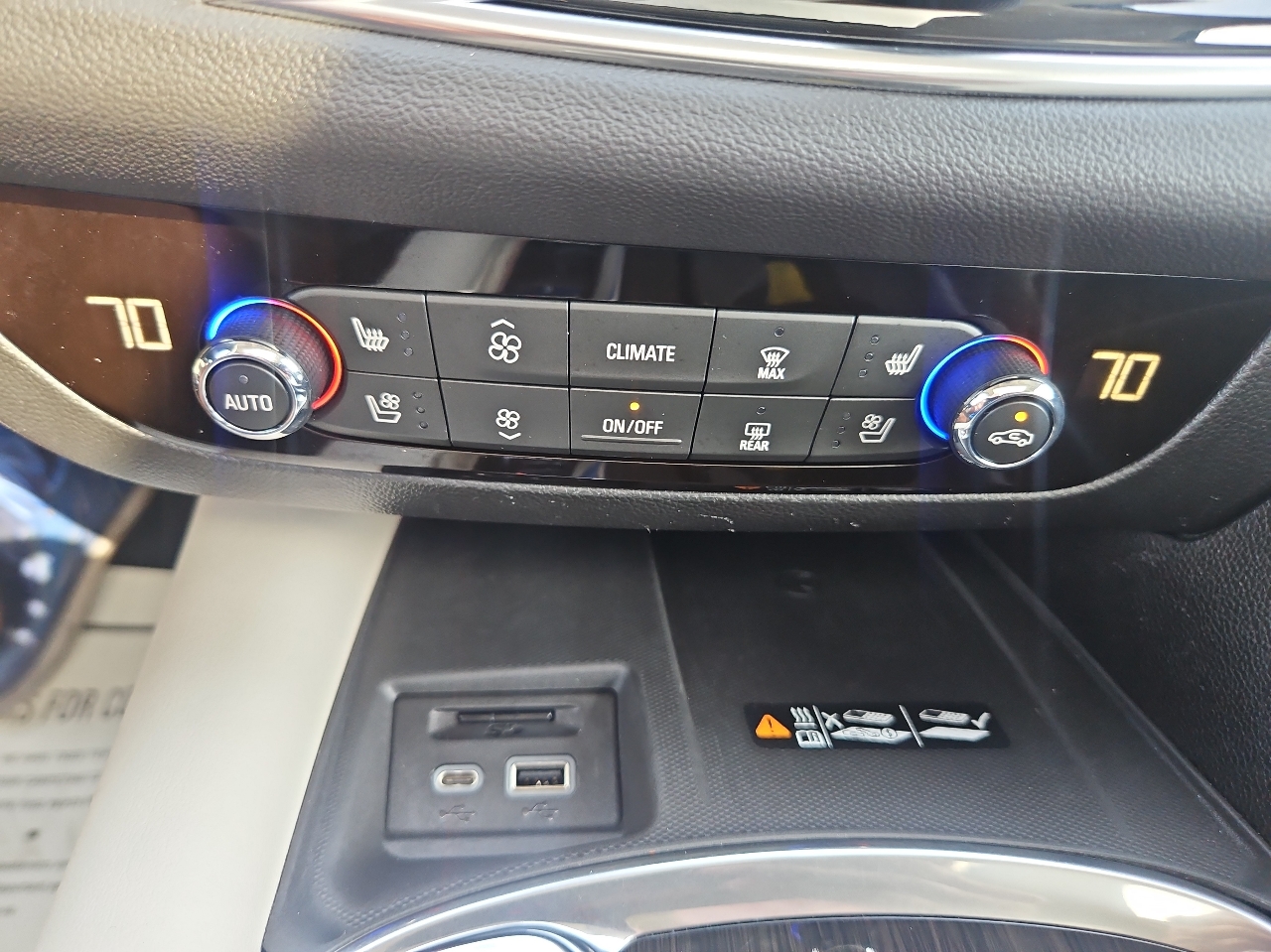 2022 Buick Enclave Premium photo 33