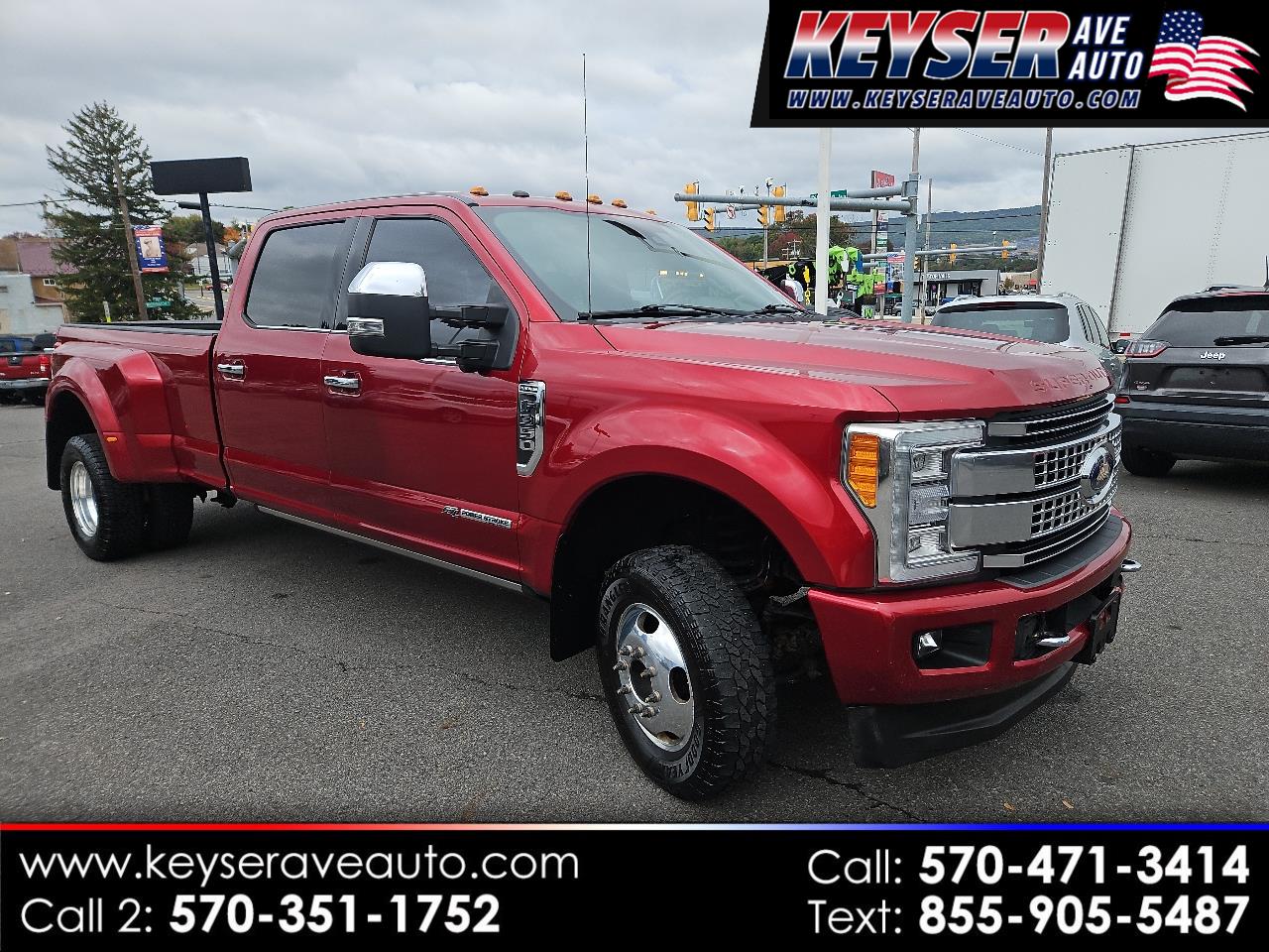 2017 Ford Super Duty F-350 DRW Platinum 4WD Crew Cab 8' Box