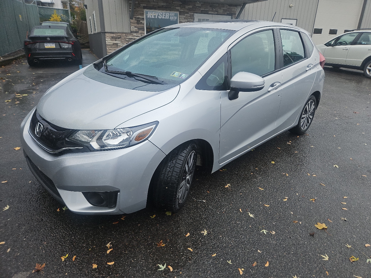 Honda Fit 5dr HB CVT EX-L 2015 Honda Fit 5dr HB CVT EX-L 2015