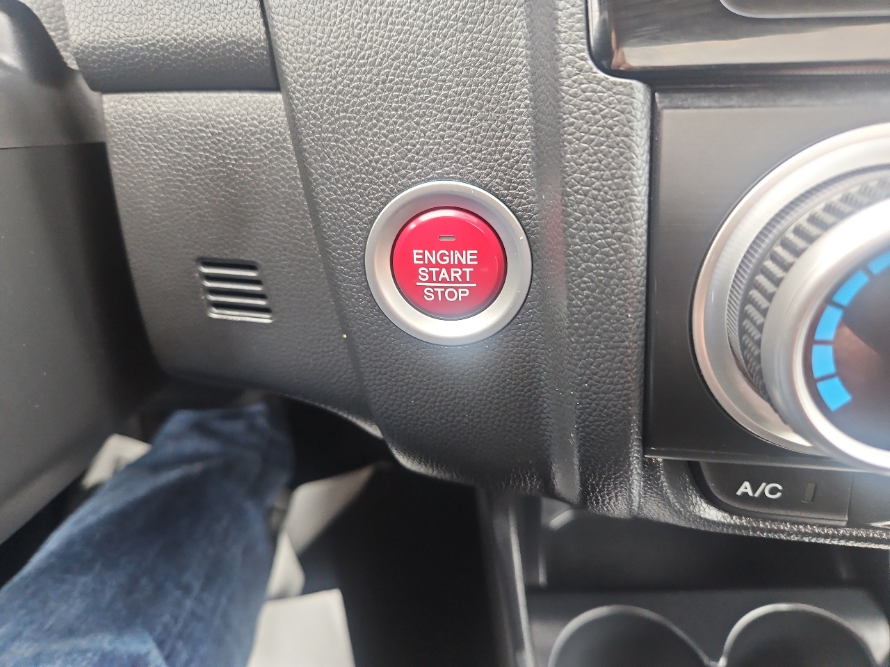 Honda Fit 5dr HB CVT EX-L 2015 Honda Fit 5dr HB CVT EX-L 2015