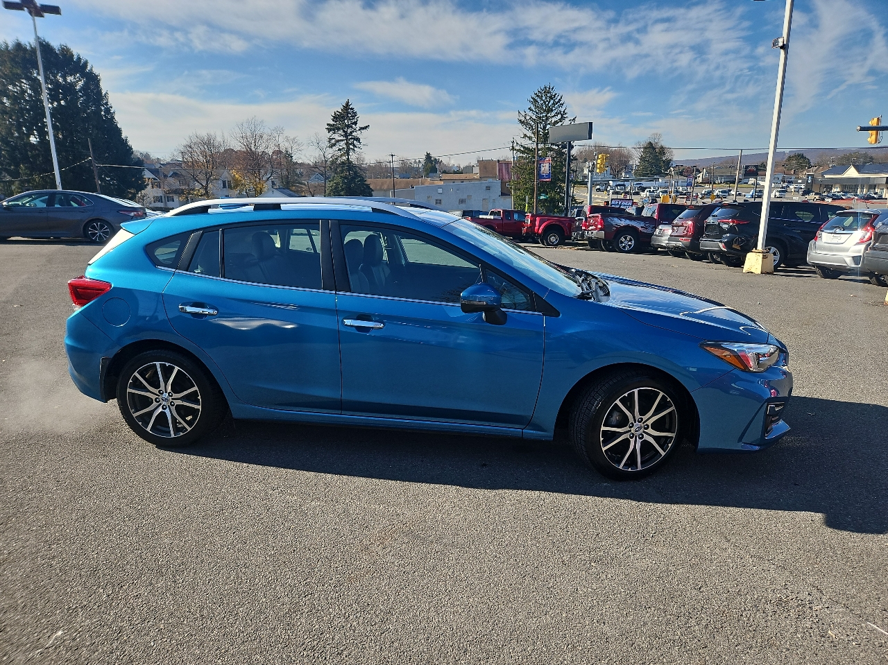 2018 Subaru Impreza 2.0i Limited photo 2