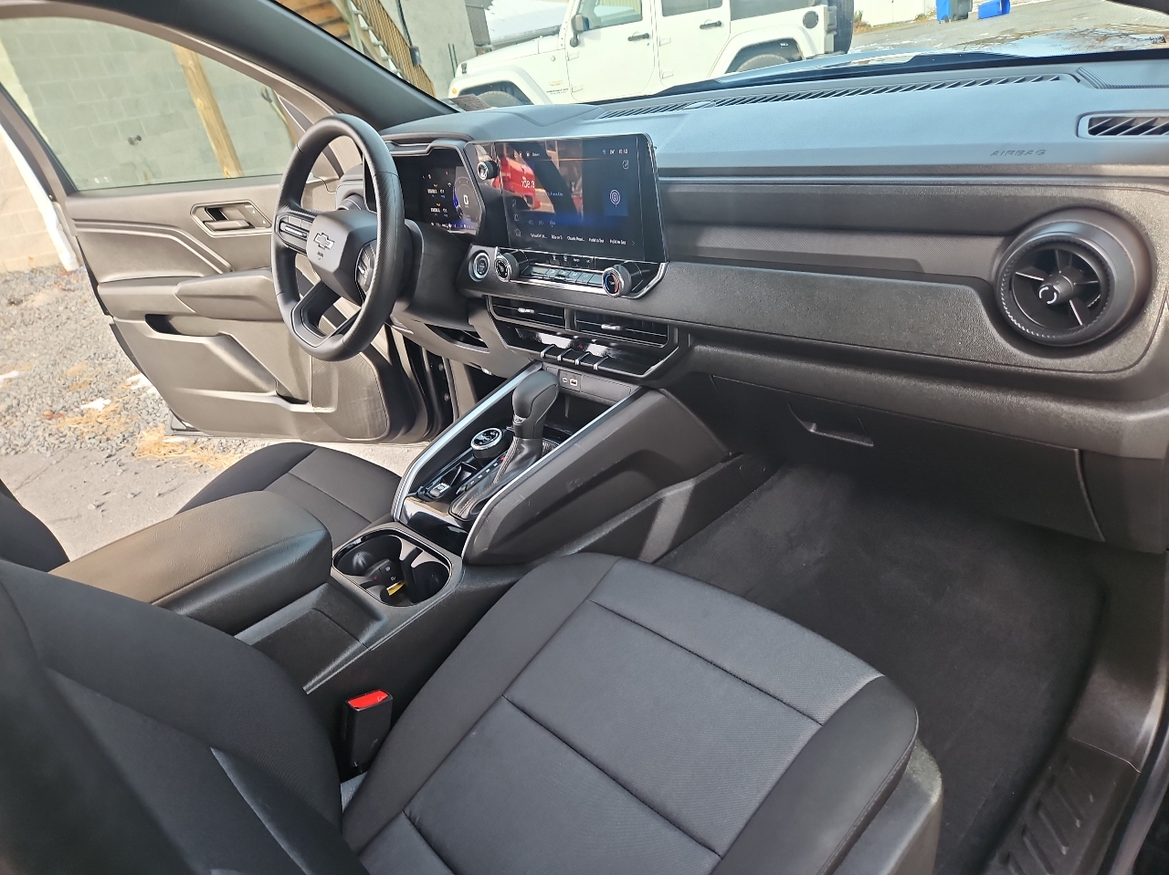 Chevrolet Colorado 4WD Crew Cab Trail Boss 2024