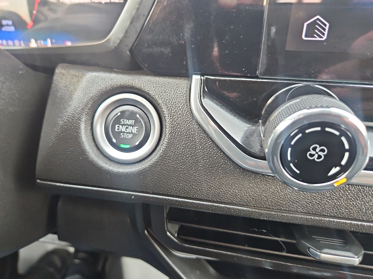 Chevrolet Colorado 4WD Crew Cab Trail Boss 2024