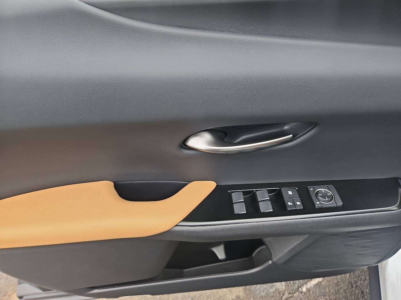 Lexus UX UX 250h Premium AWD 2024