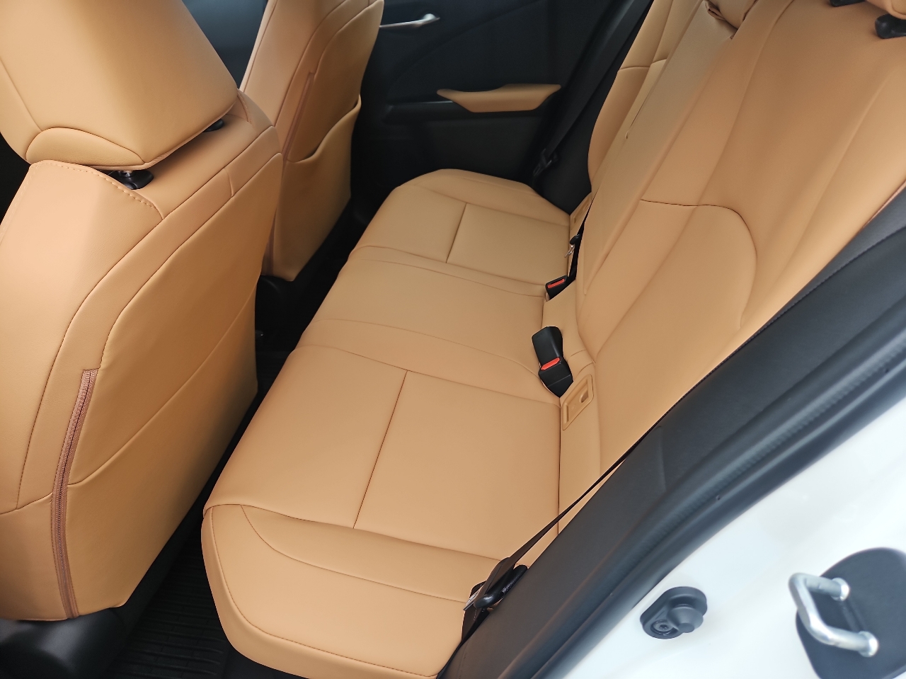 Lexus UX UX 250h Premium AWD 2024