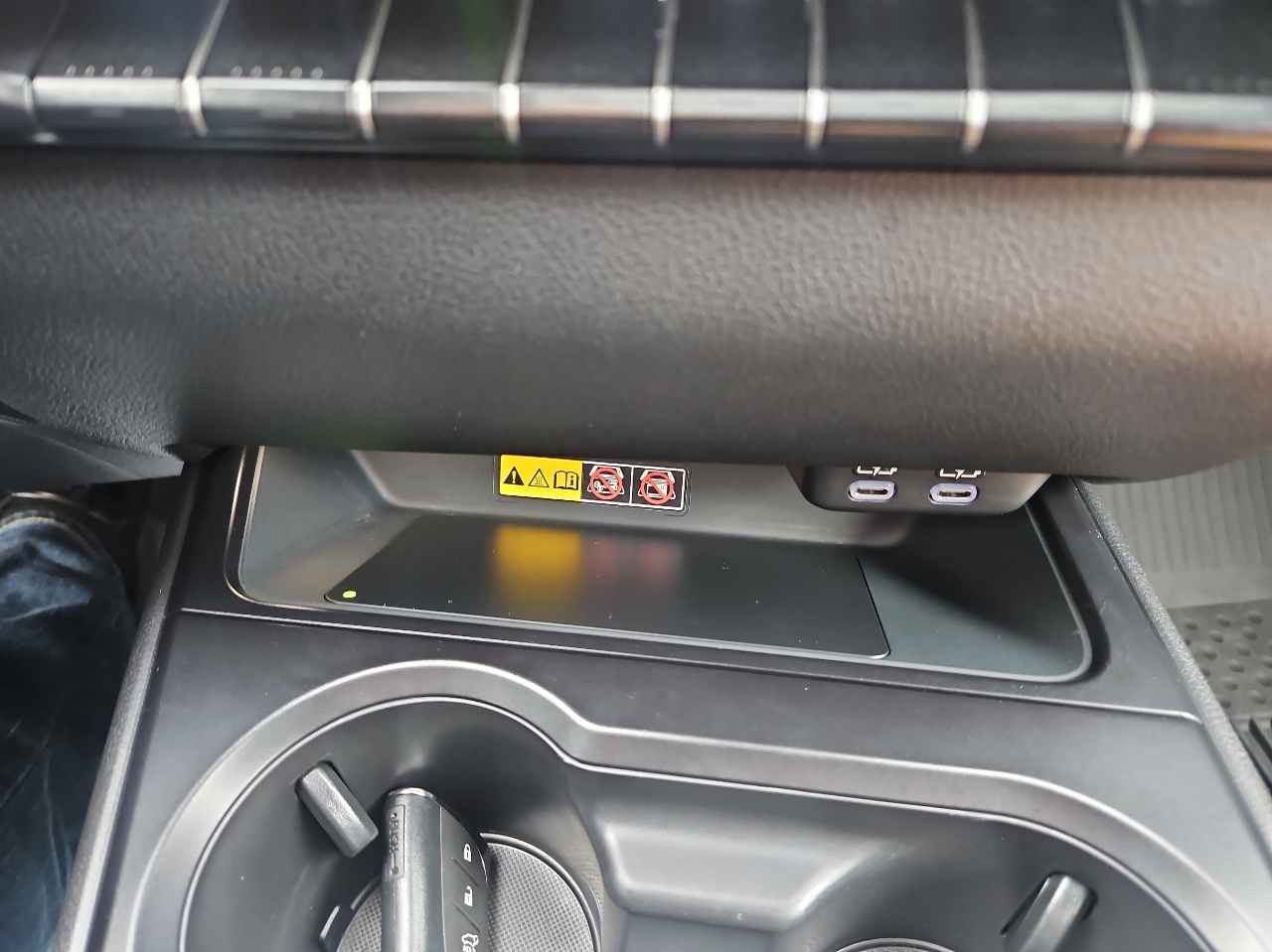 Lexus UX UX 250h Premium AWD 2024