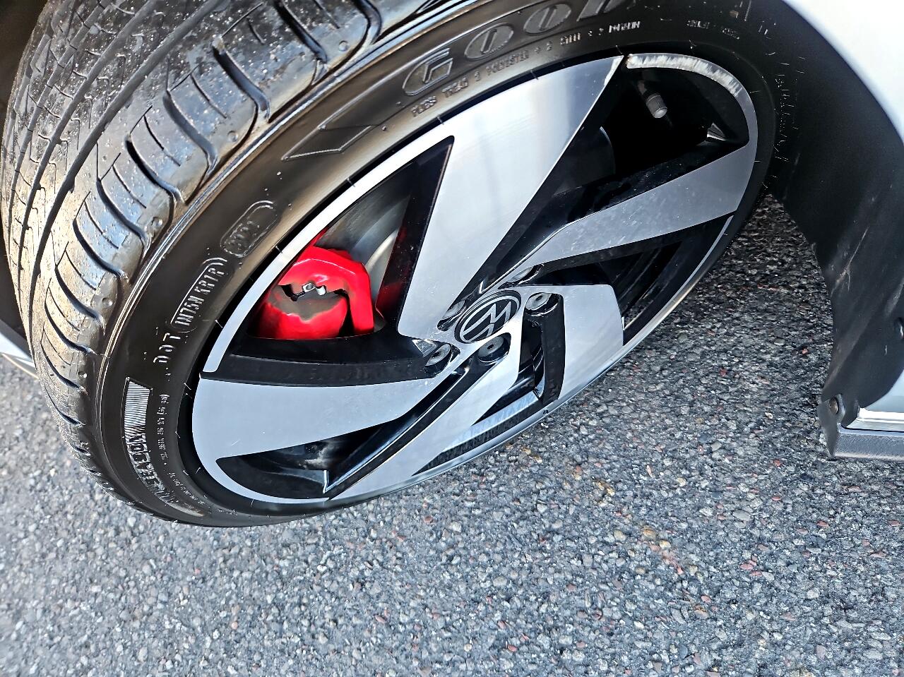 Volkswagen Golf GTI 2.0T S DSG 2022