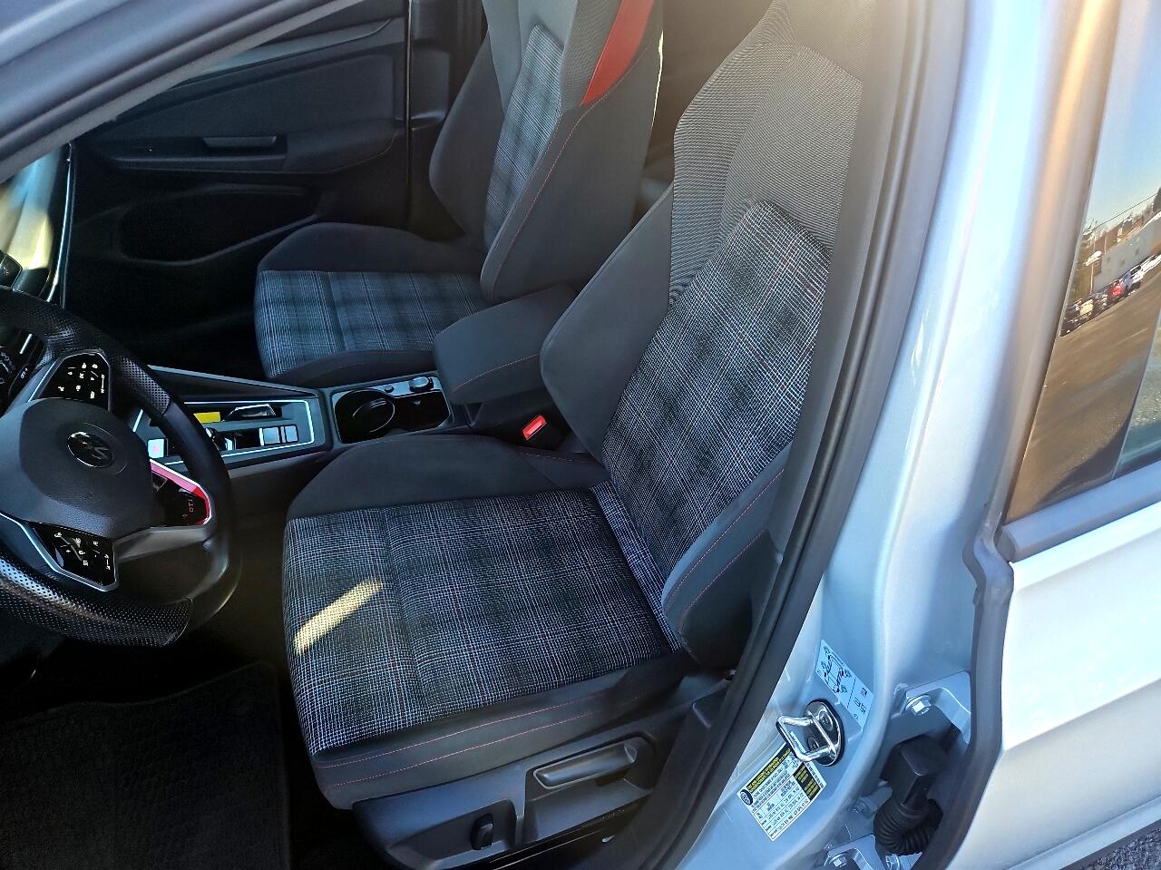 Volkswagen Golf GTI 2.0T S DSG 2022