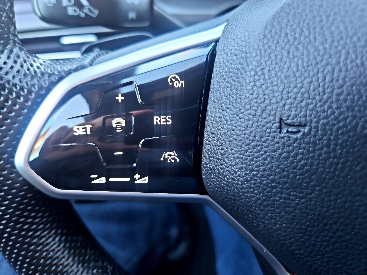 Volkswagen Golf GTI 2.0T S DSG 2022