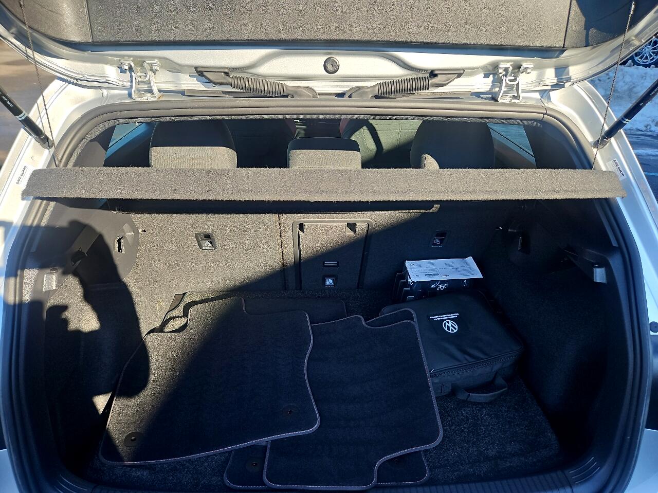 Volkswagen Golf GTI 2.0T S DSG 2022