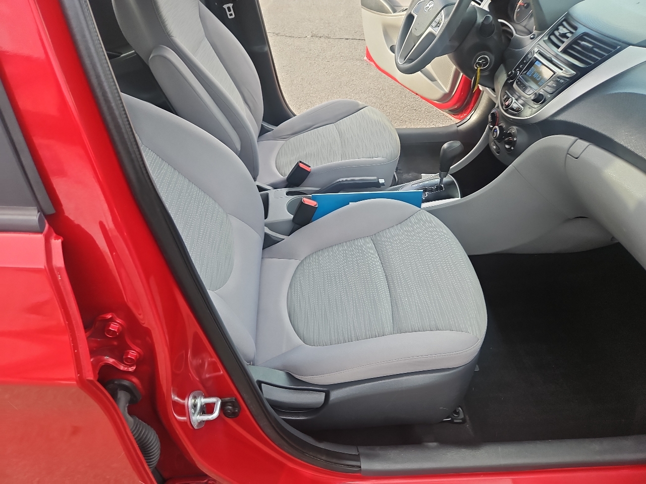 Hyundai Accent SE Hatchback Auto 2017