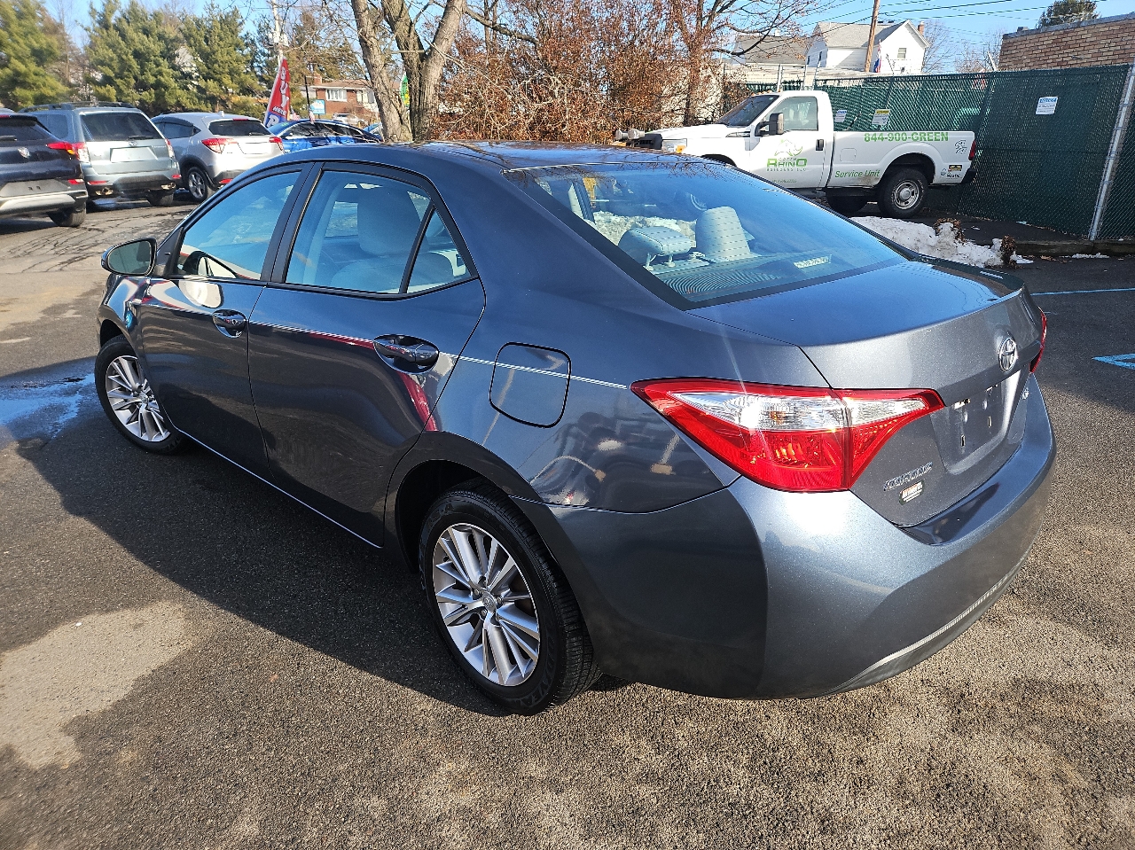 Toyota Corolla 4dr Sdn CVT LE Premium (Natl) 2015