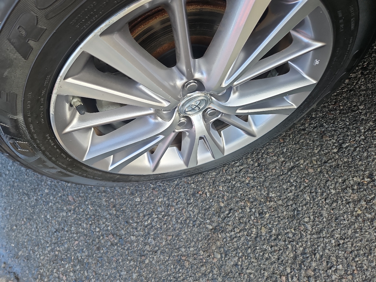 Toyota Corolla 4dr Sdn CVT LE Premium (Natl) 2015