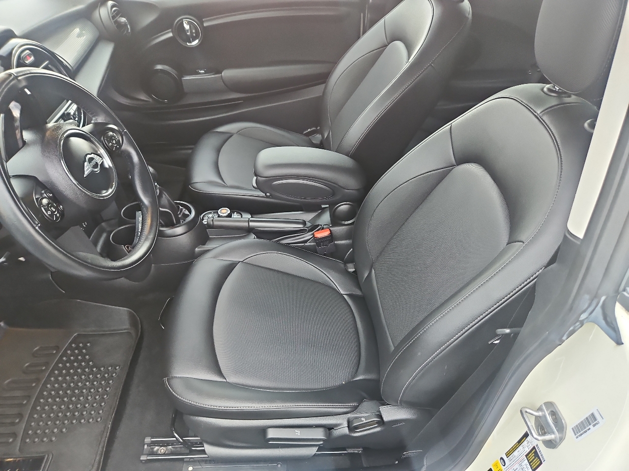 MINI Hardtop 2 Door Oxford Edition FWD 2018