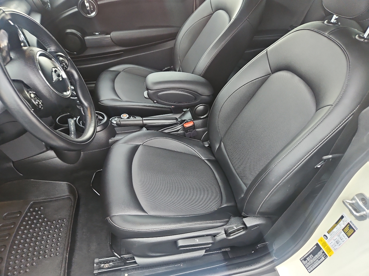 MINI Hardtop 2 Door Oxford Edition FWD 2018