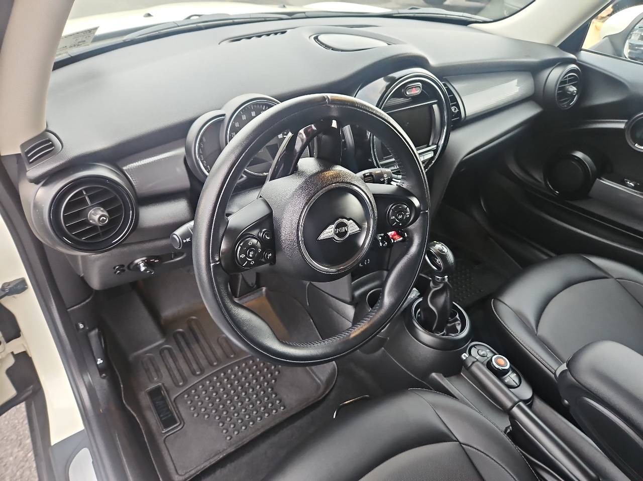 MINI Hardtop 2 Door Oxford Edition FWD 2018