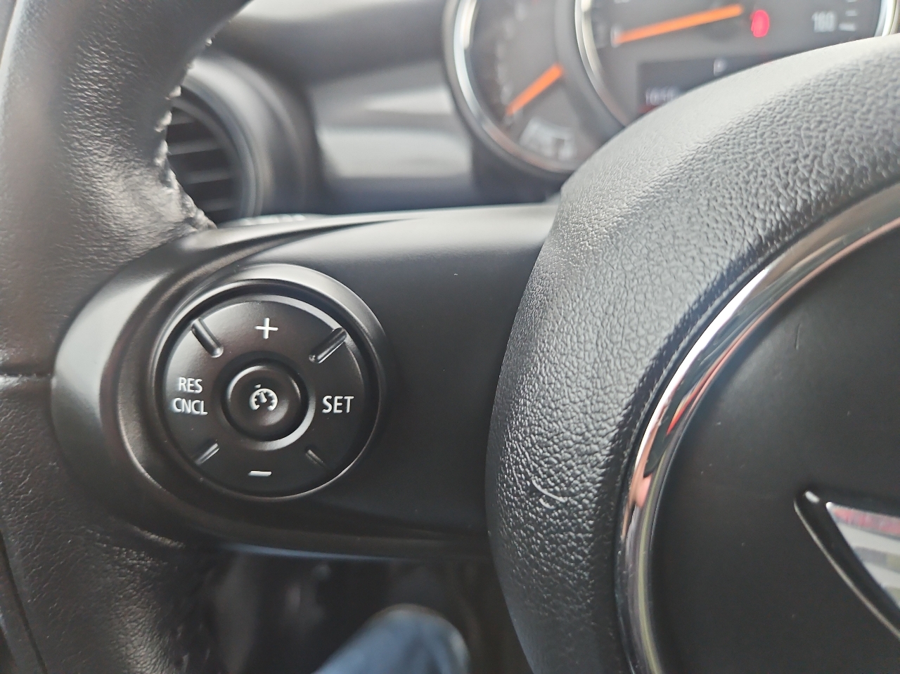 MINI Hardtop 2 Door Oxford Edition FWD 2018