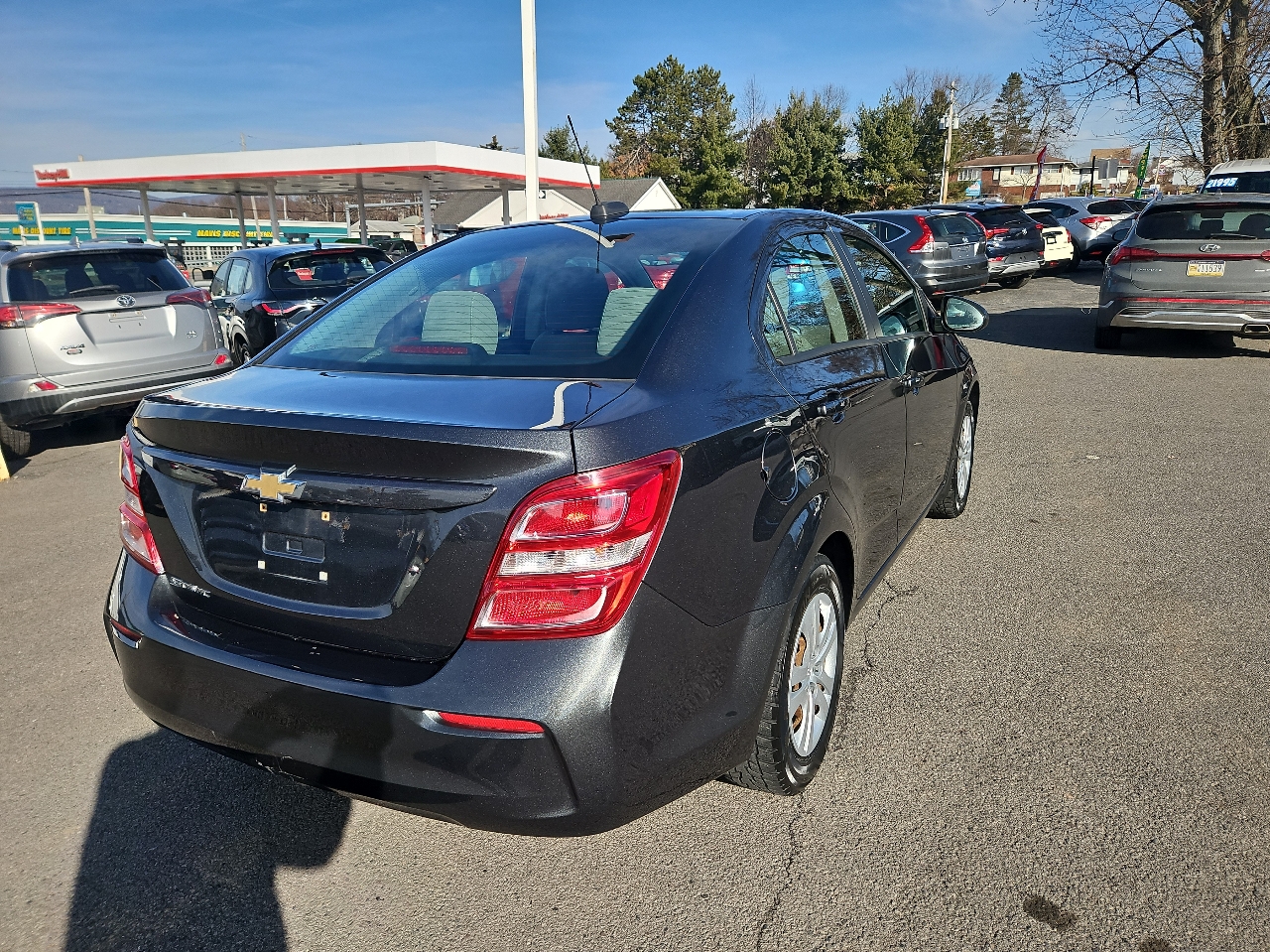 Chevrolet Sonic 4dr Sdn Auto LS 2018