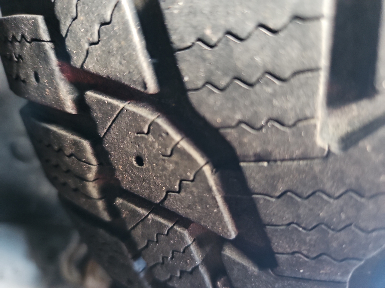 Chevrolet Sonic 4dr Sdn Auto LS 2018