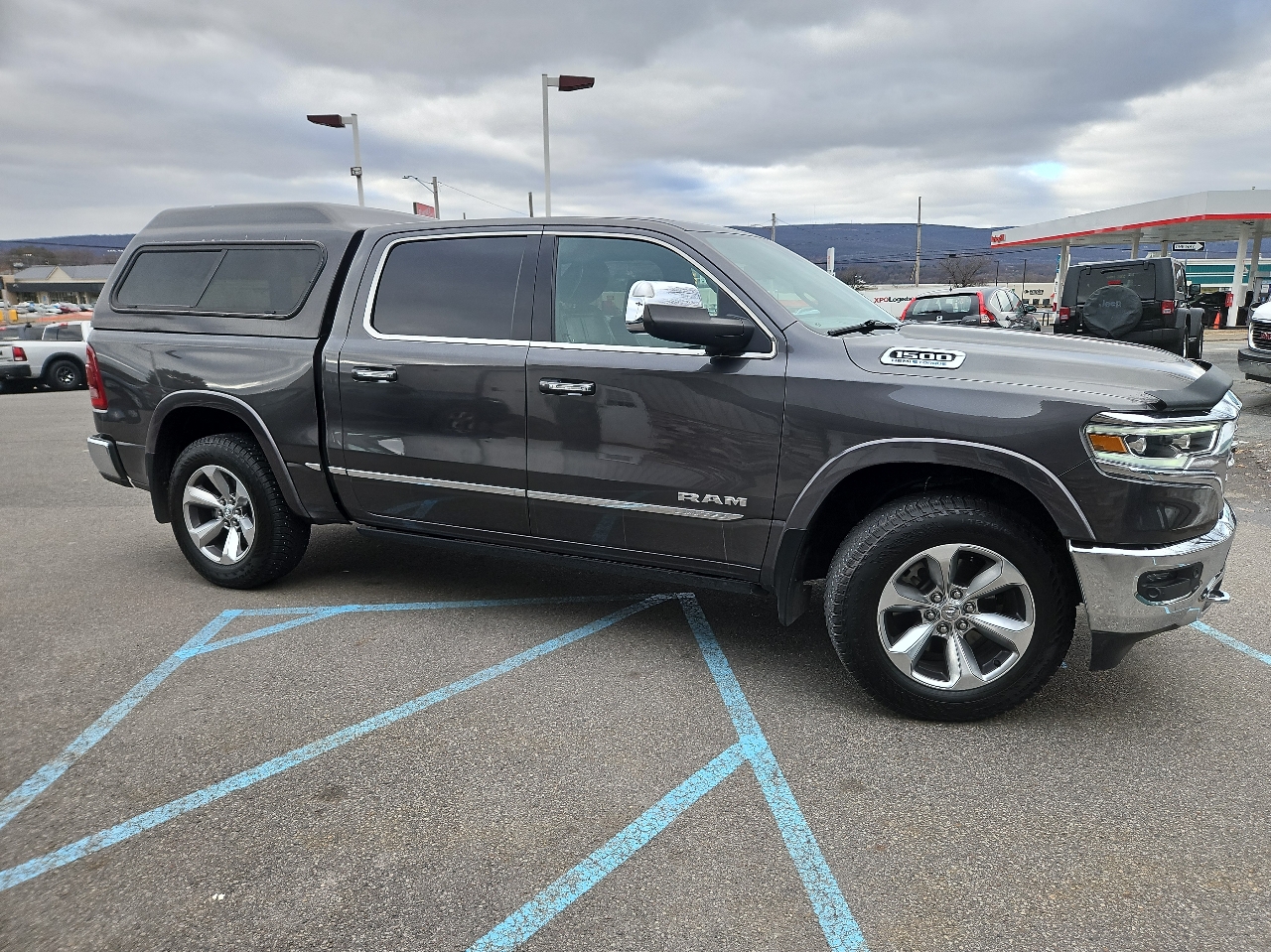 RAM 1500 Limited 4x4 Crew Cab 5'7" Box 2021