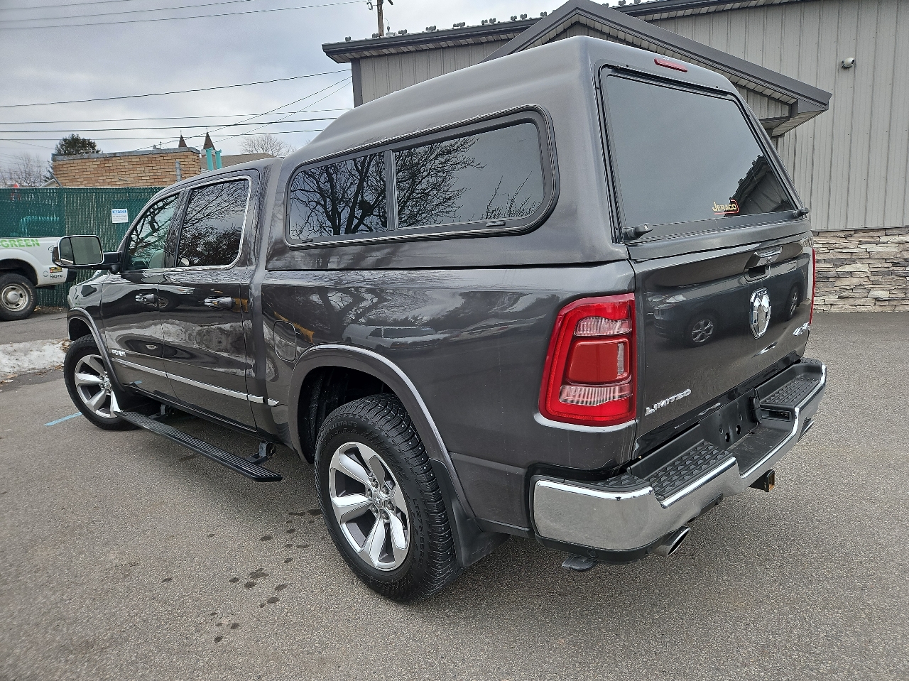 RAM 1500 Limited 4x4 Crew Cab 5'7" Box 2021