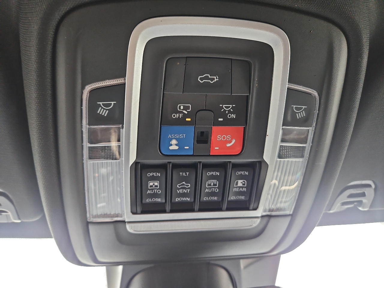 RAM 1500 Limited 4x4 Crew Cab 5'7" Box 2021