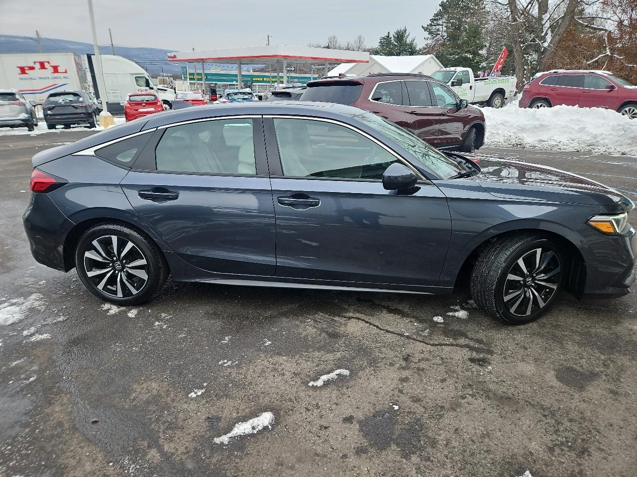 Honda Civic Hatchback EX-L CVT 2023