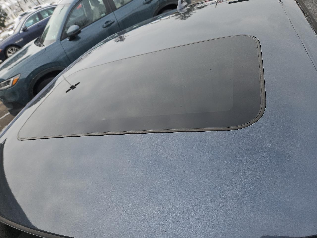 Honda Civic Hatchback EX-L CVT 2023