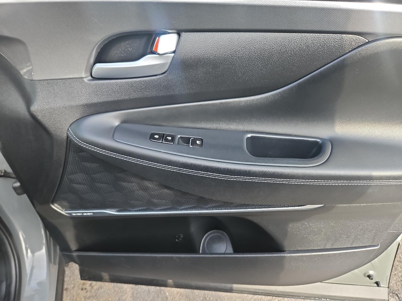 Hyundai Santa Fe Limited AWD 2022