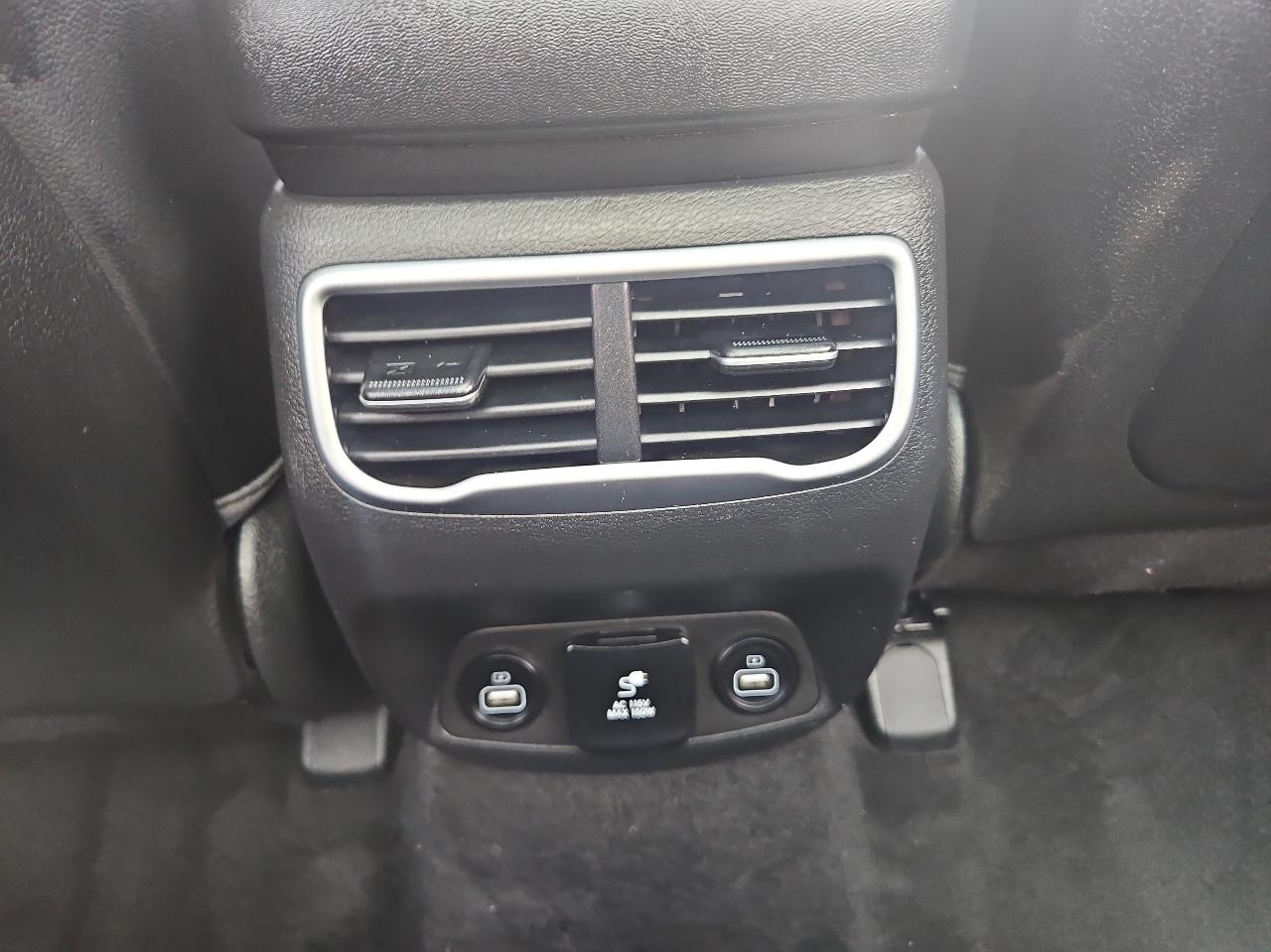 Hyundai Santa Fe Limited AWD 2022