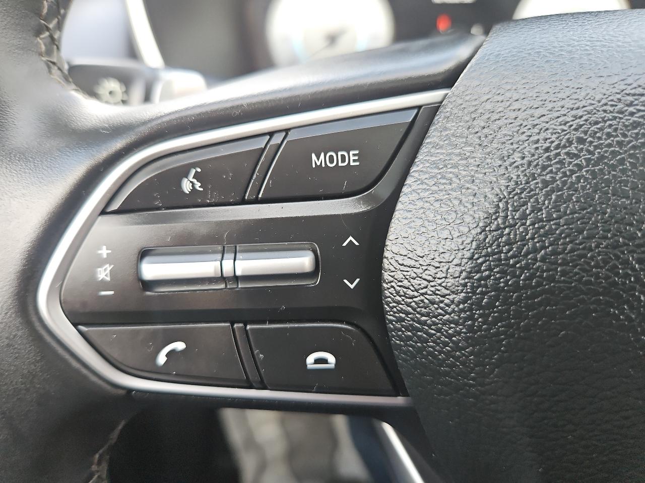 Hyundai Santa Fe Limited AWD 2022