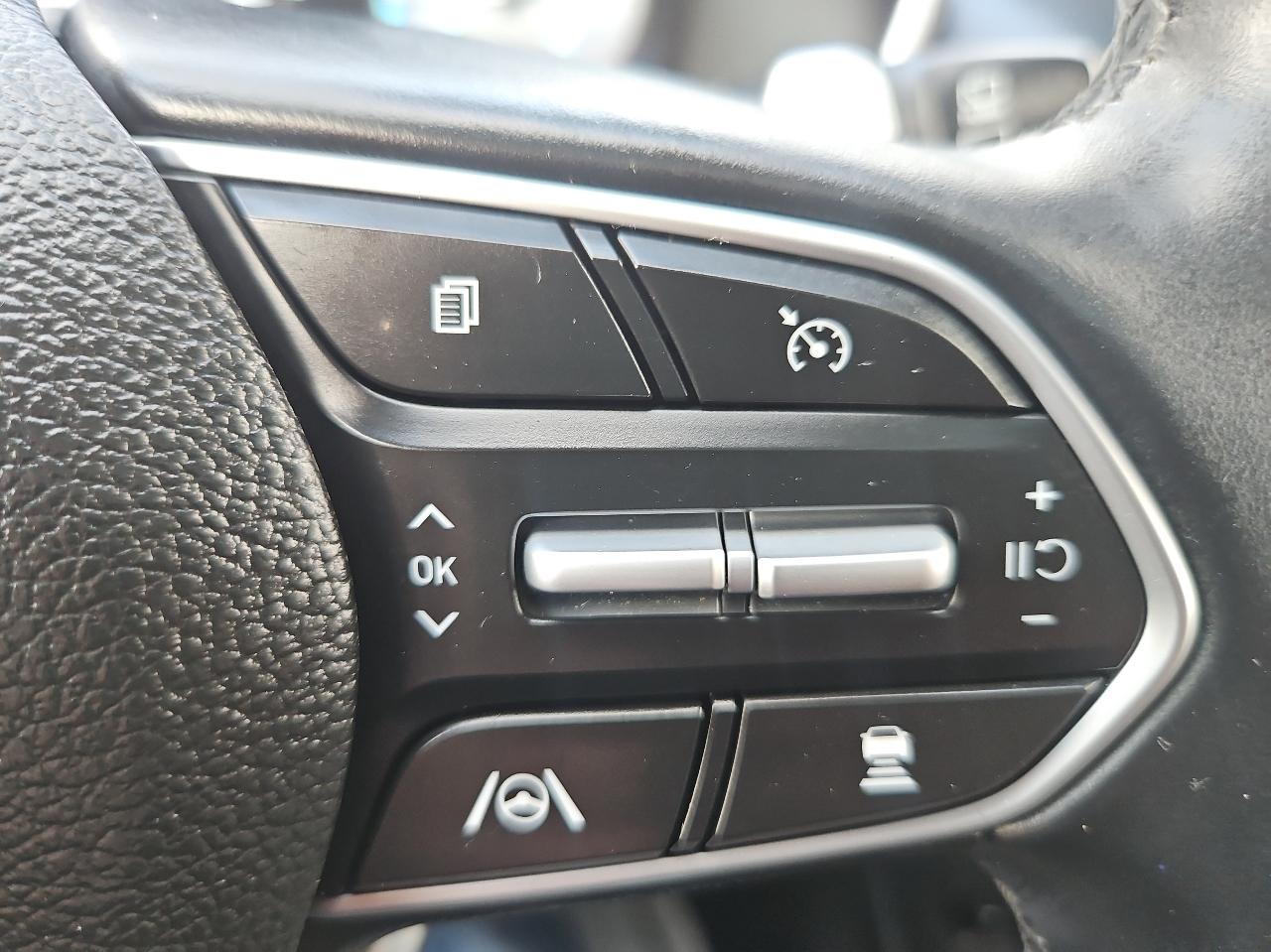 Hyundai Santa Fe Limited AWD 2022