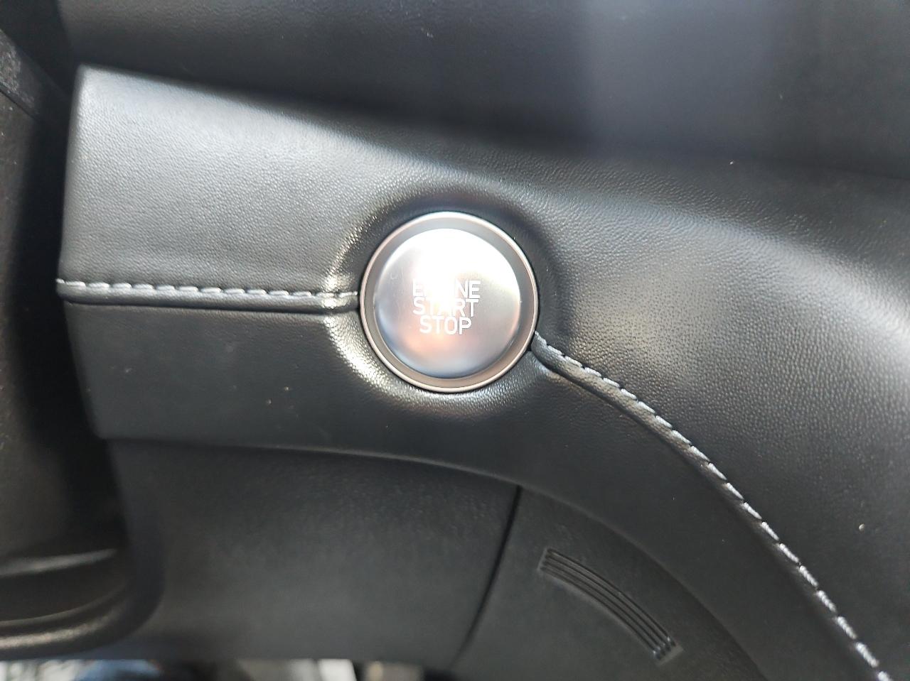 Hyundai Santa Fe Limited AWD 2022