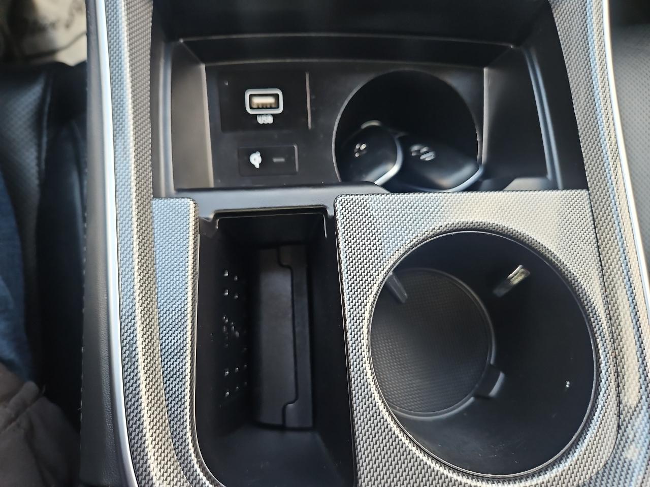 Hyundai Santa Fe Limited AWD 2022