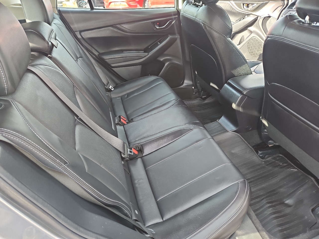 Subaru Impreza 2.0i Limited 5-door CVT 2017