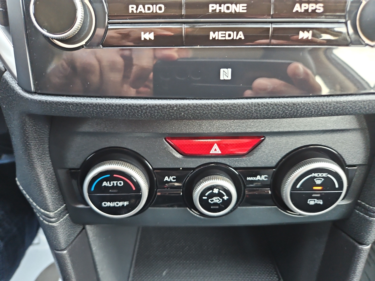 Subaru Impreza 2.0i Limited 5-door CVT 2017