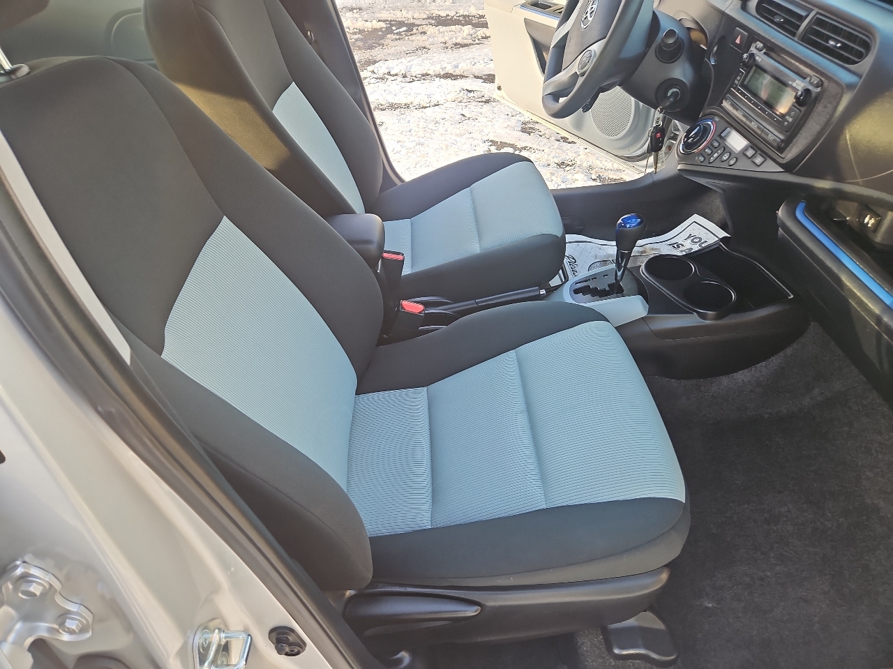 Toyota Prius c 5dr HB Three (Natl) 2013