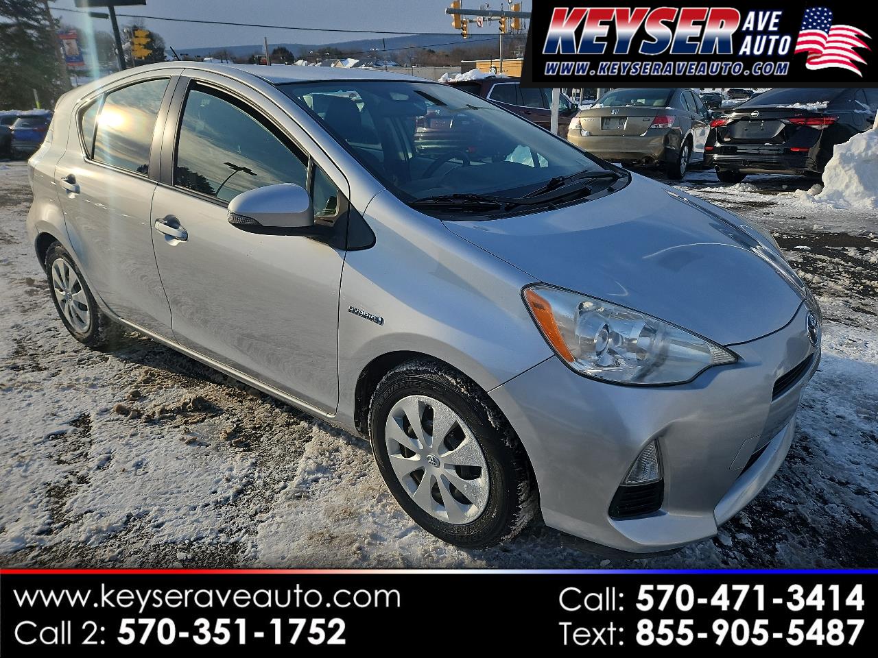 2013 Toyota Prius c 5dr HB Three (Natl)