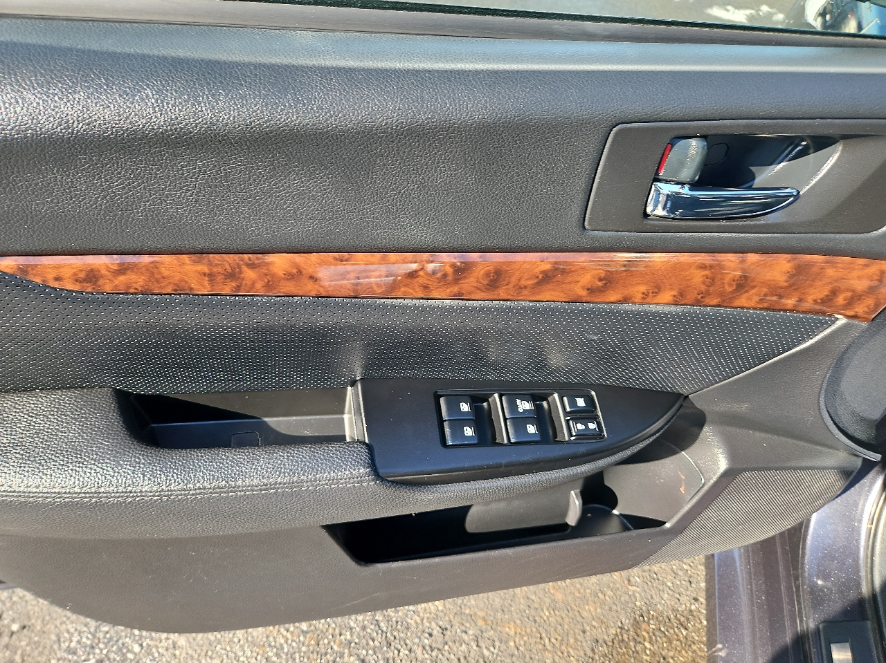 Subaru Legacy 4dr Sdn H4 Auto 2.5i Limited 2013