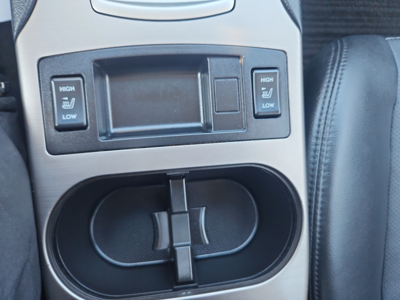 Subaru Legacy 4dr Sdn H4 Auto 2.5i Limited 2013