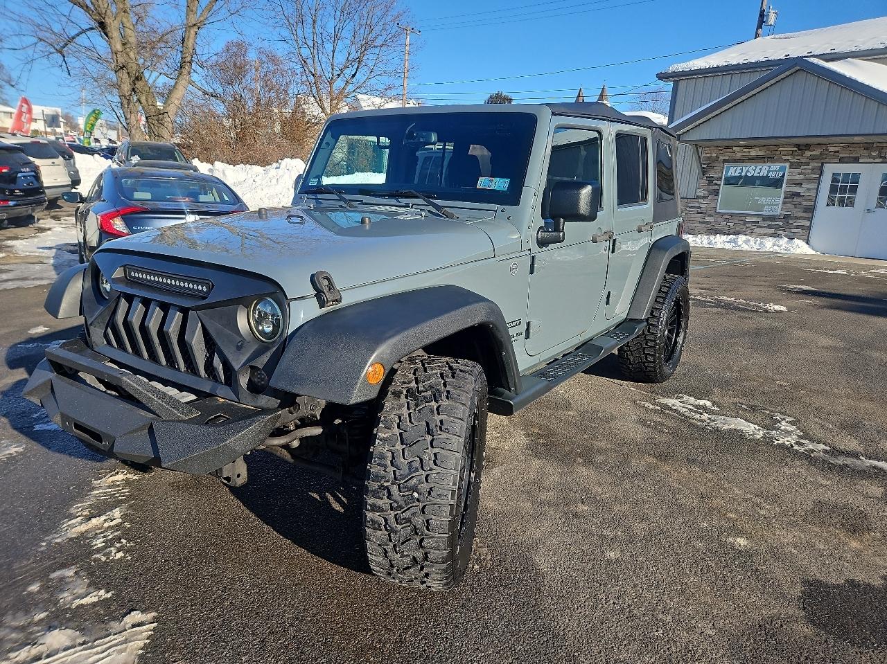 Jeep Wrangler Unlimited 4WD 4dr Sport 2014