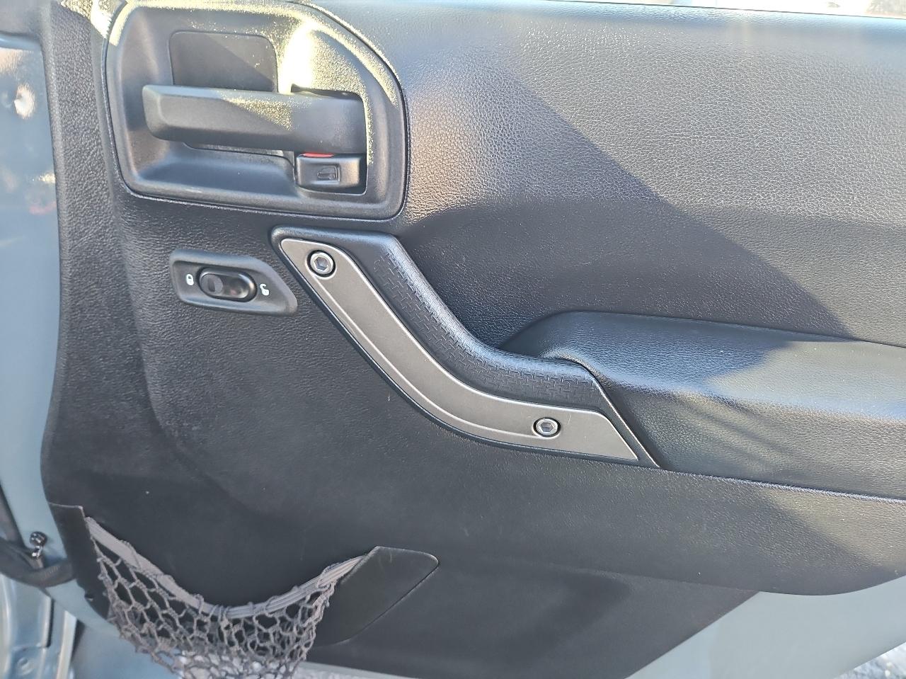 Jeep Wrangler Unlimited 4WD 4dr Sport 2014