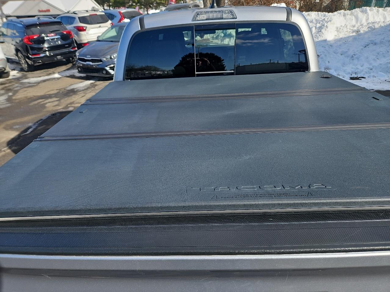 Toyota Tacoma 4WD TRD Off Road Double Cab 5' Bed V6 MT (Natl) 2021