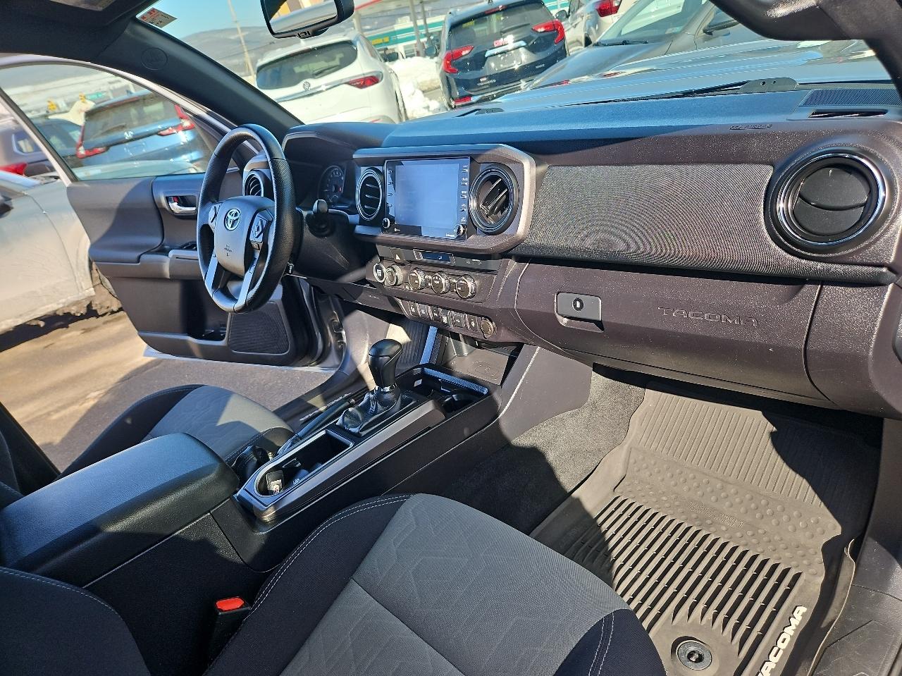 Toyota Tacoma 4WD TRD Off Road Double Cab 5' Bed V6 MT (Natl) 2021