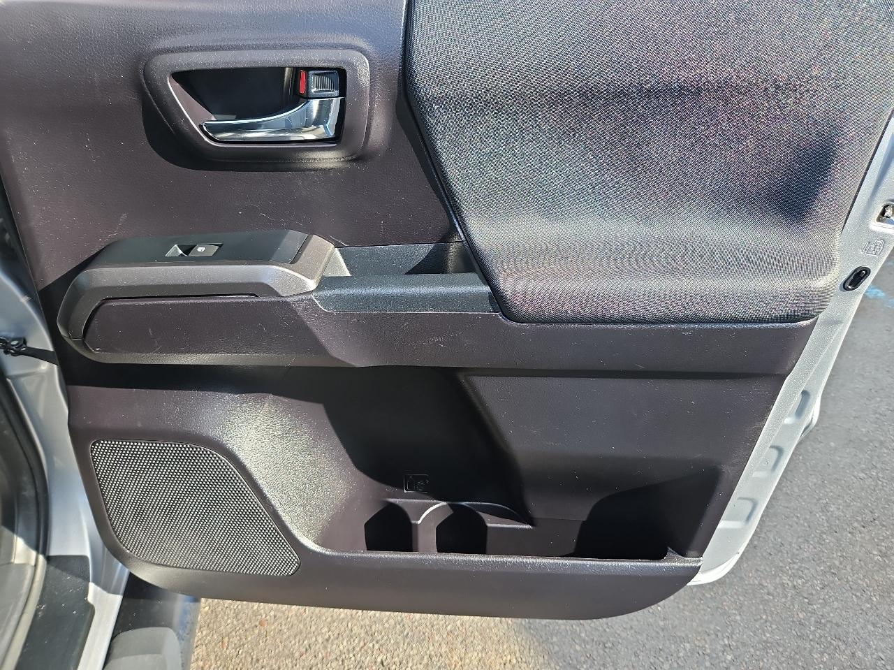 Toyota Tacoma 4WD TRD Off Road Double Cab 5' Bed V6 MT (Natl) 2021